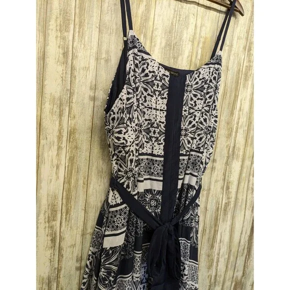 Lane Bryant Navy Blue White Handkerchief Dress Straps Belted Size 26/28 4X - Picture 3 of 9